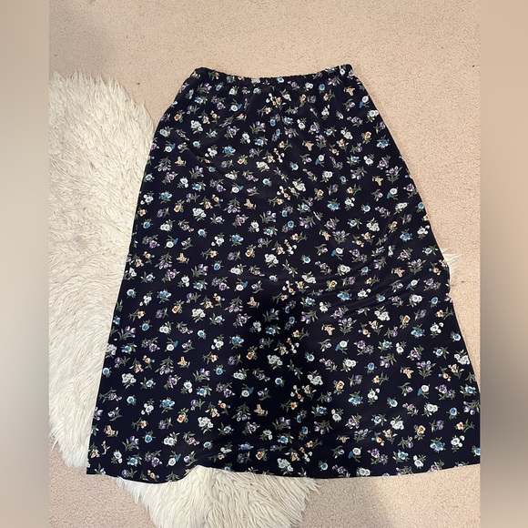 *VINTAGE* FLORAL MIDI SKIRT - Picture 4 of 5